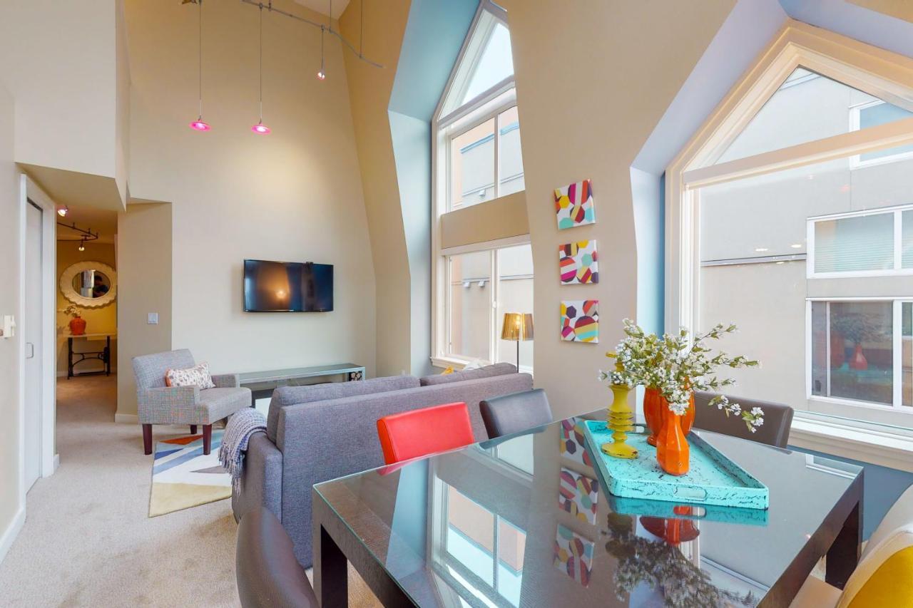 Belltown Court Sunset Suite Seattle Dış mekan fotoğraf