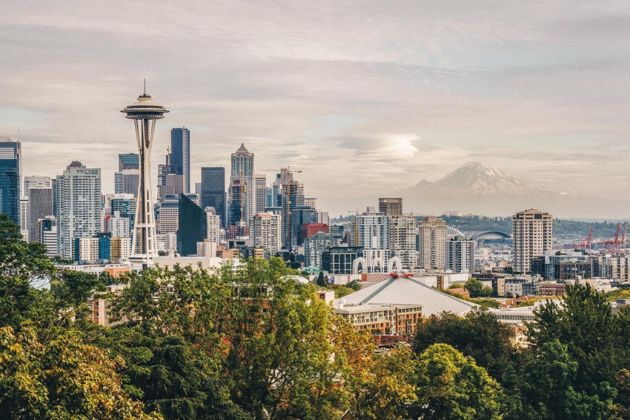 Belltown Court Sunset Suite Seattle Dış mekan fotoğraf